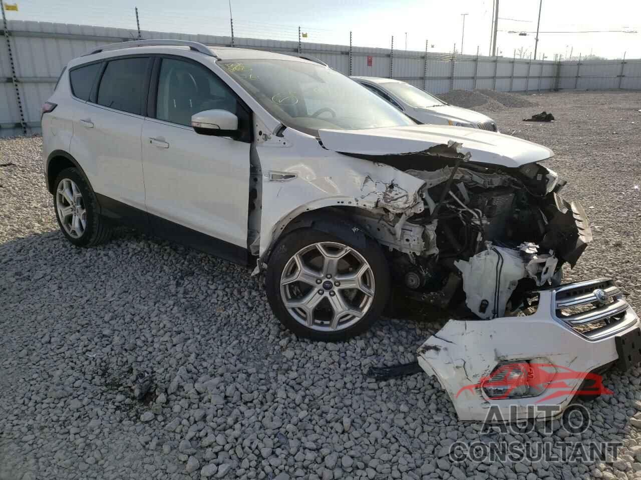 FORD ESCAPE 2017 - 1FMCU0J97HUD87046