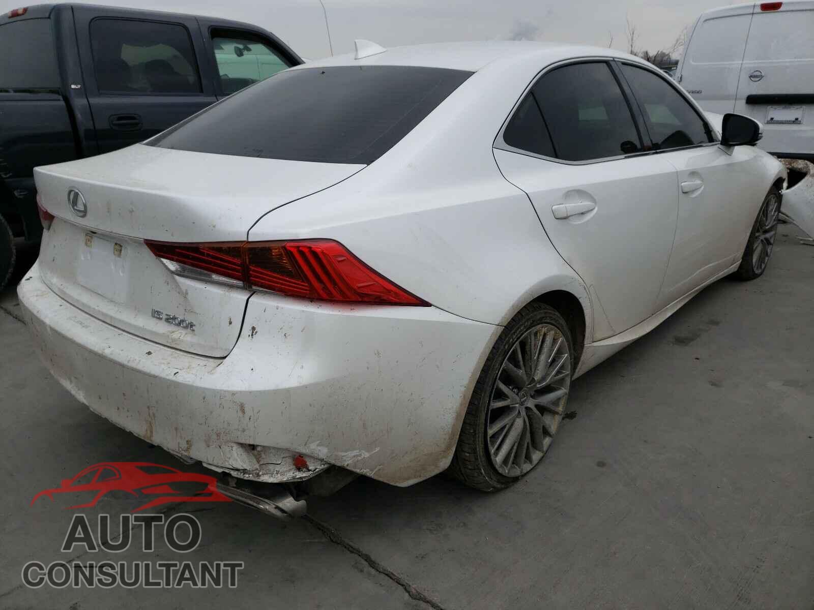 LEXUS IS 2017 - JTHBA1D25H5052888