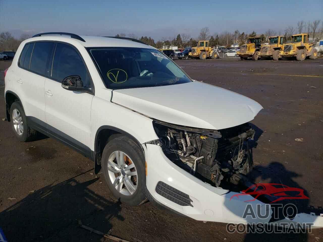 VOLKSWAGEN TIGUAN 2016 - WVGBV7AX5GW571095