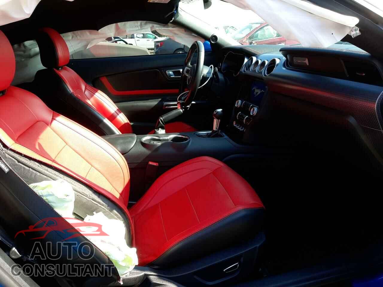 FORD MUSTANG 2019 - 1FA6P8CF8K5197225