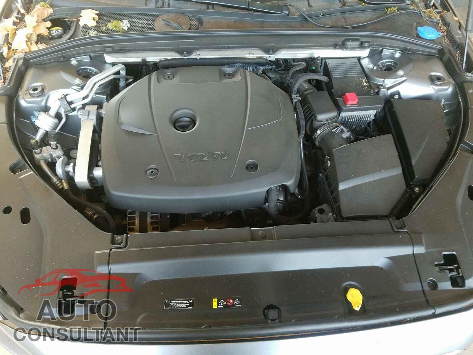 VOLVO S90 2017 - YV1A22ML4H1005202