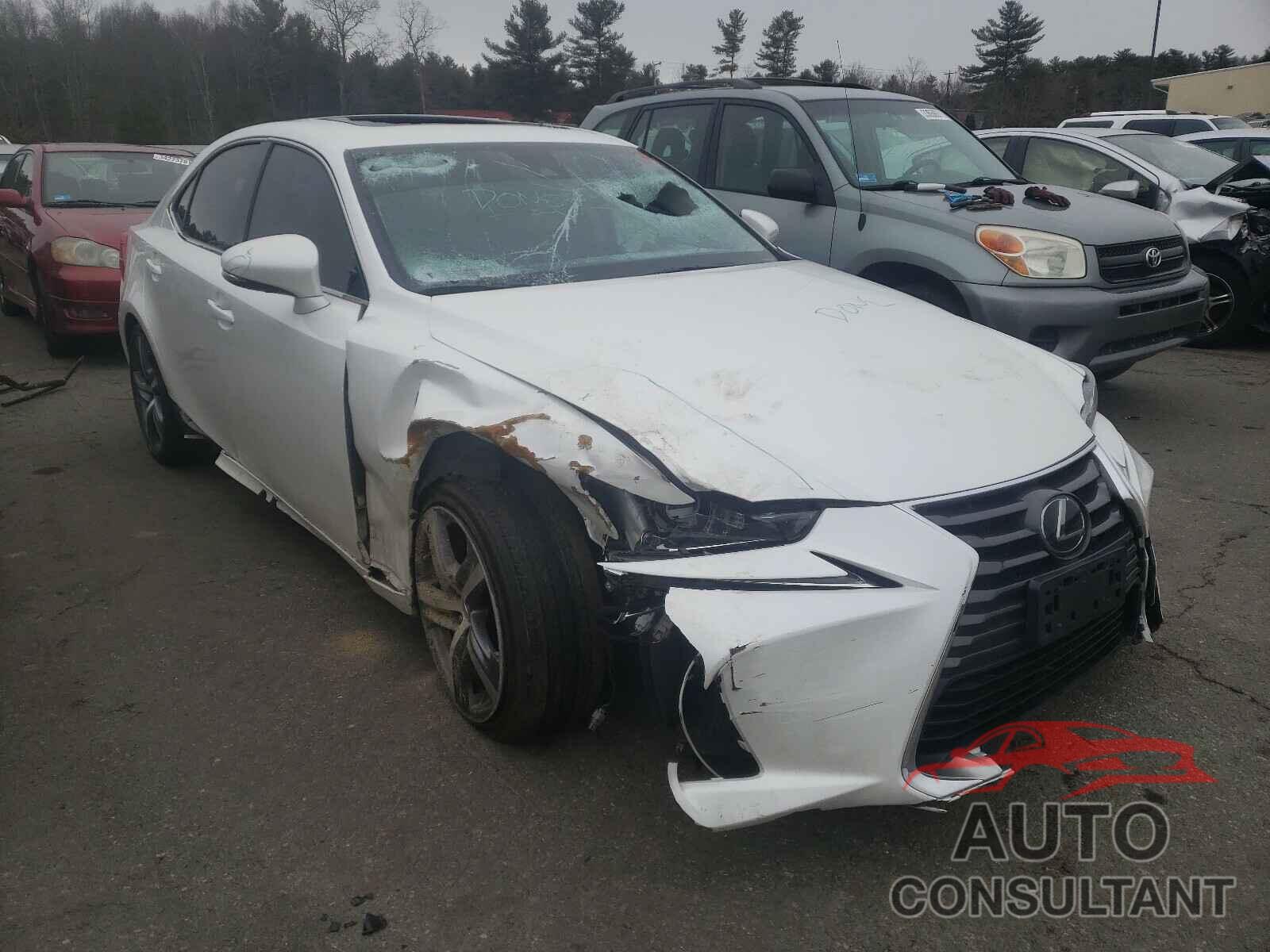 LEXUS IS 2018 - JTHC81D21J5026472