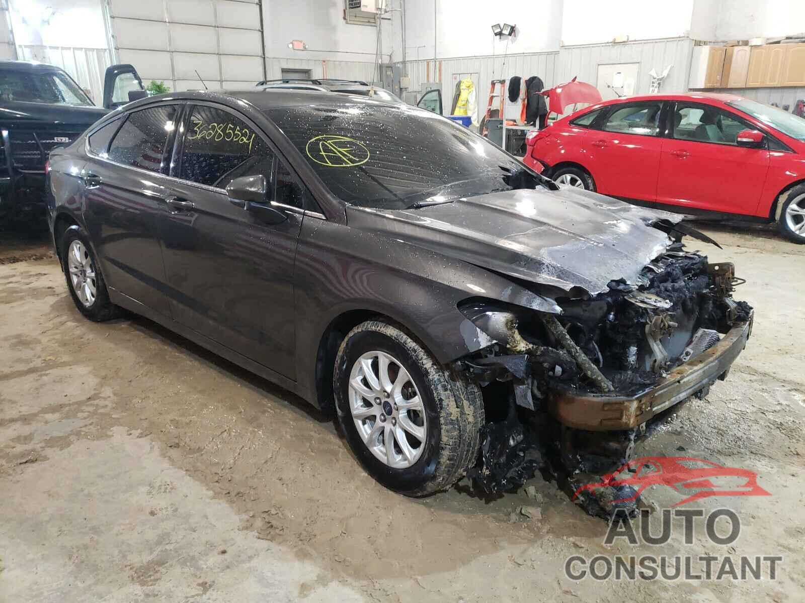 FORD FUSION 2018 - 3FA6P0G79JR211455