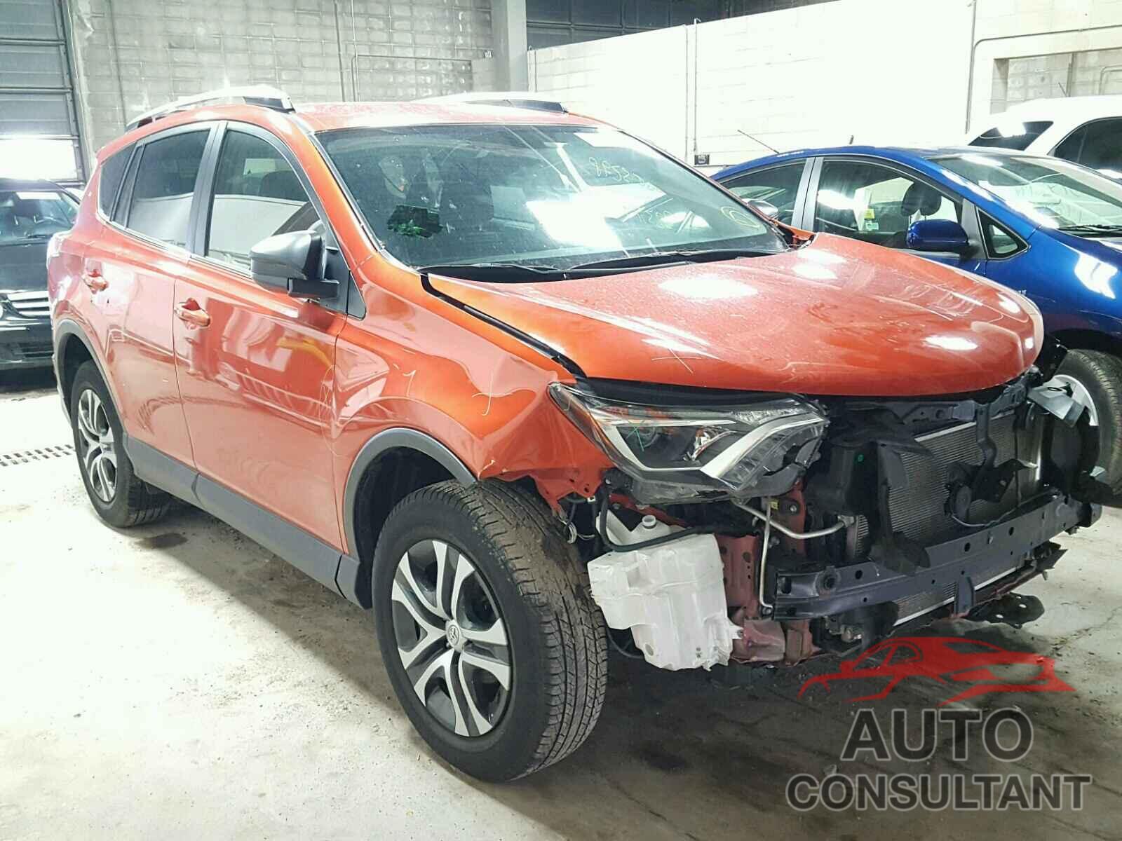 TOYOTA RAV4 2016 - JTMBFREV0GD177697