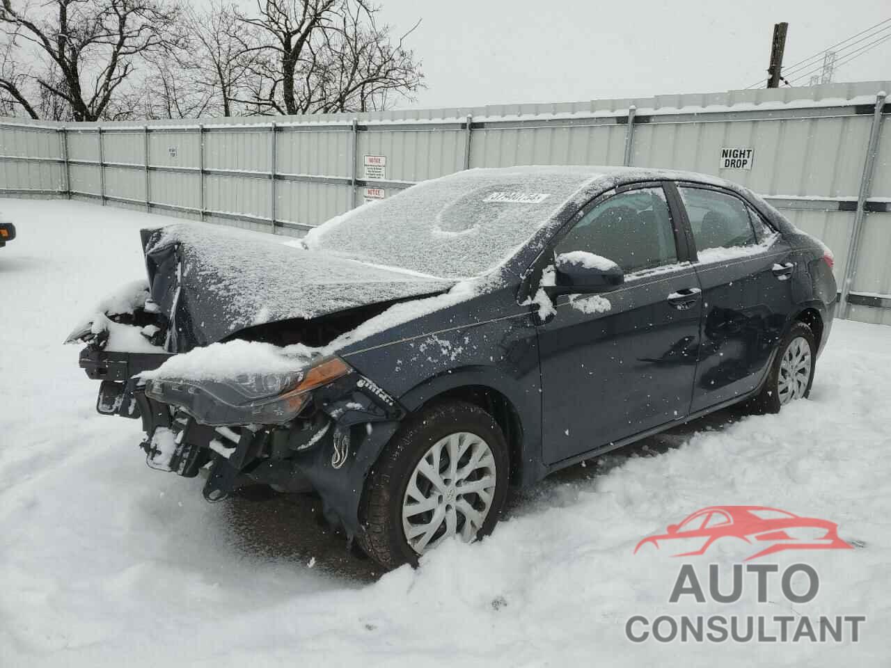 TOYOTA COROLLA 2018 - 5YFBURHE5JP759039