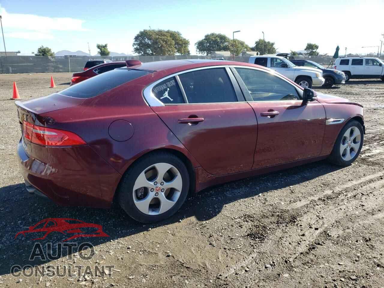 JAGUAR XE 2017 - SAJAR4BG4HA971716