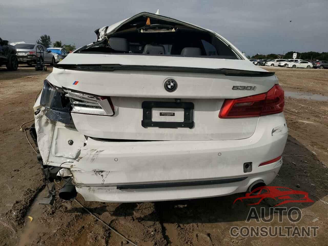 BMW 5 SERIES 2017 - WBAJA5C30HG456343