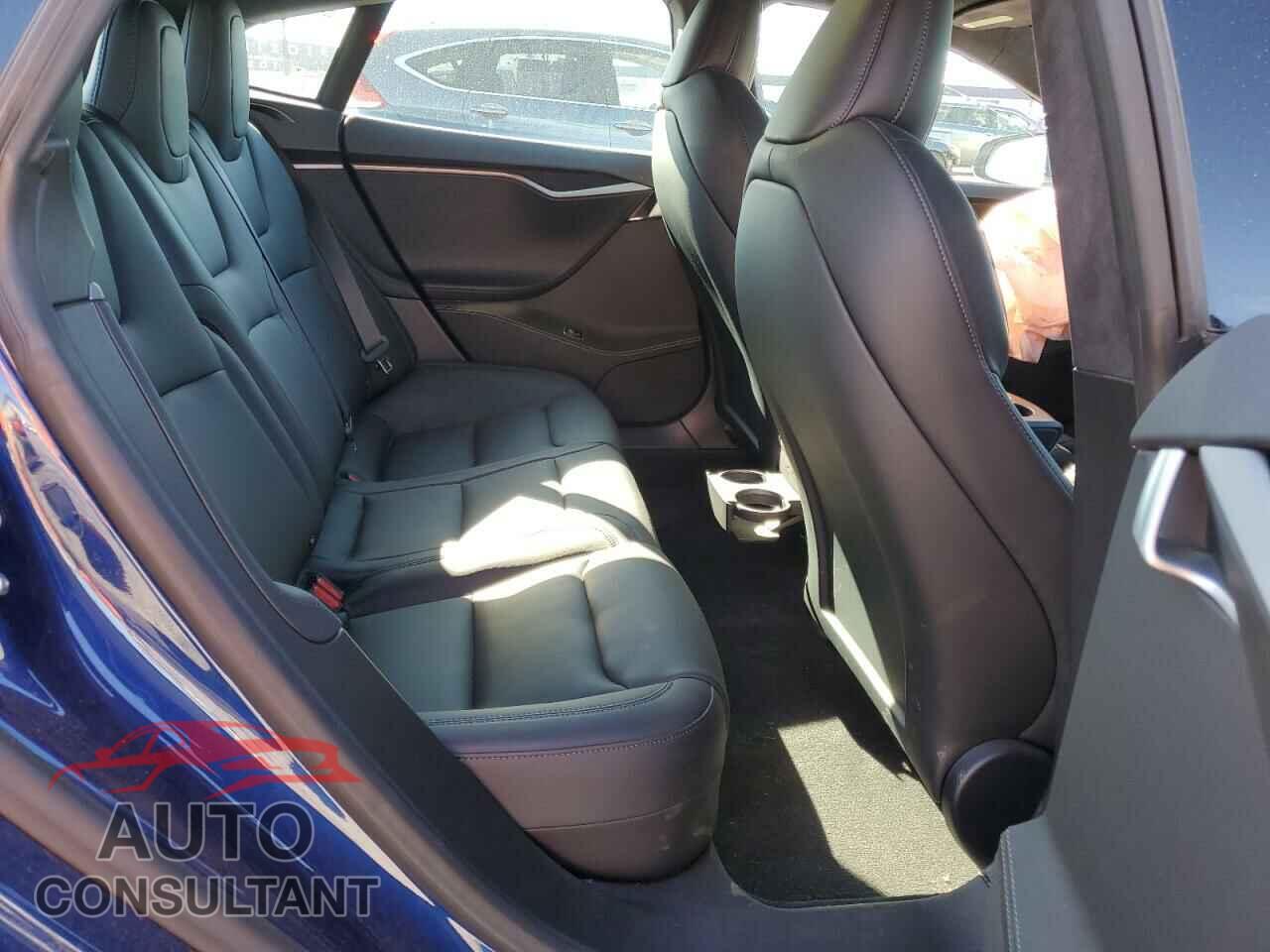 TESLA MODEL S 2020 - 5YJSA1E25LF390749