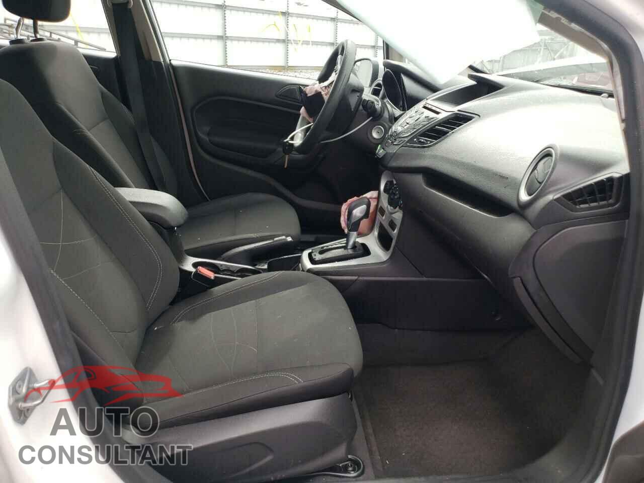 FORD FIESTA 2017 - 3FADP4BJXHM138086