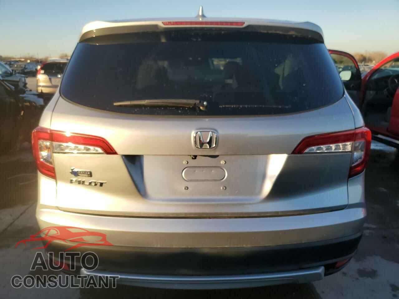 HONDA PILOT 2019 - 5FNYF5H56KB044684