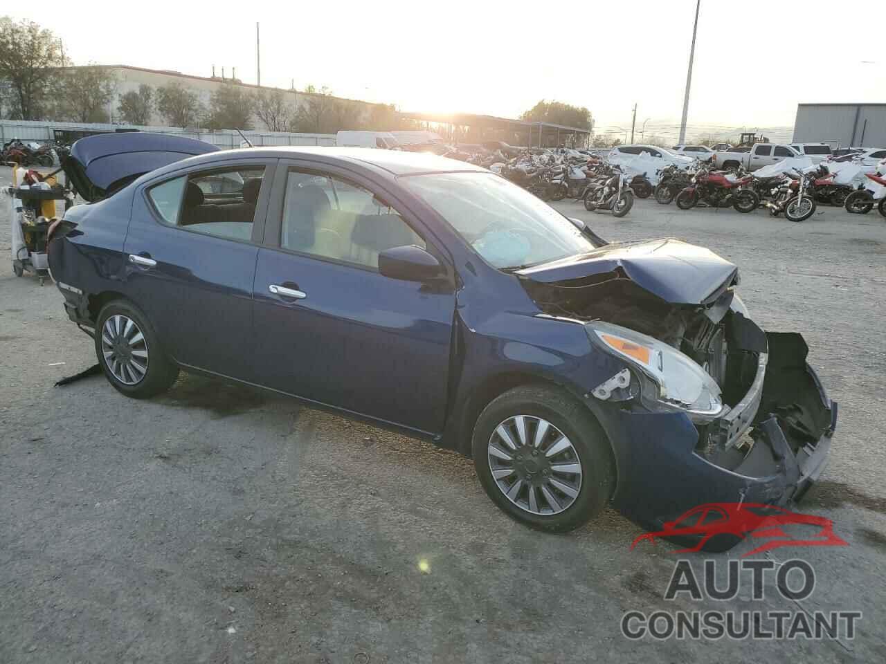 NISSAN VERSA 2019 - 3N1CN7AP3KL881076