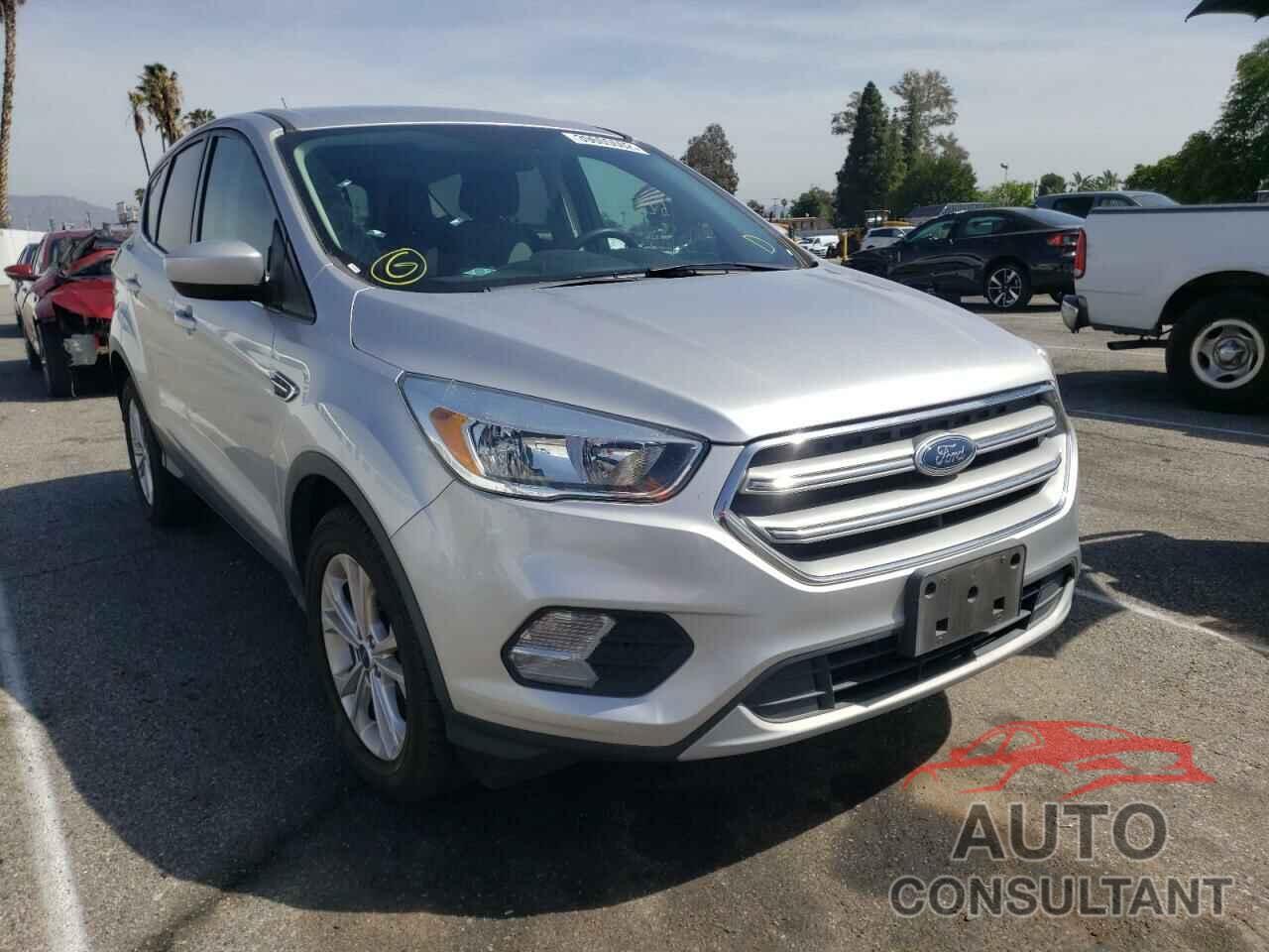 FORD ESCAPE 2017 - 1FMCU9GD2HUE49808
