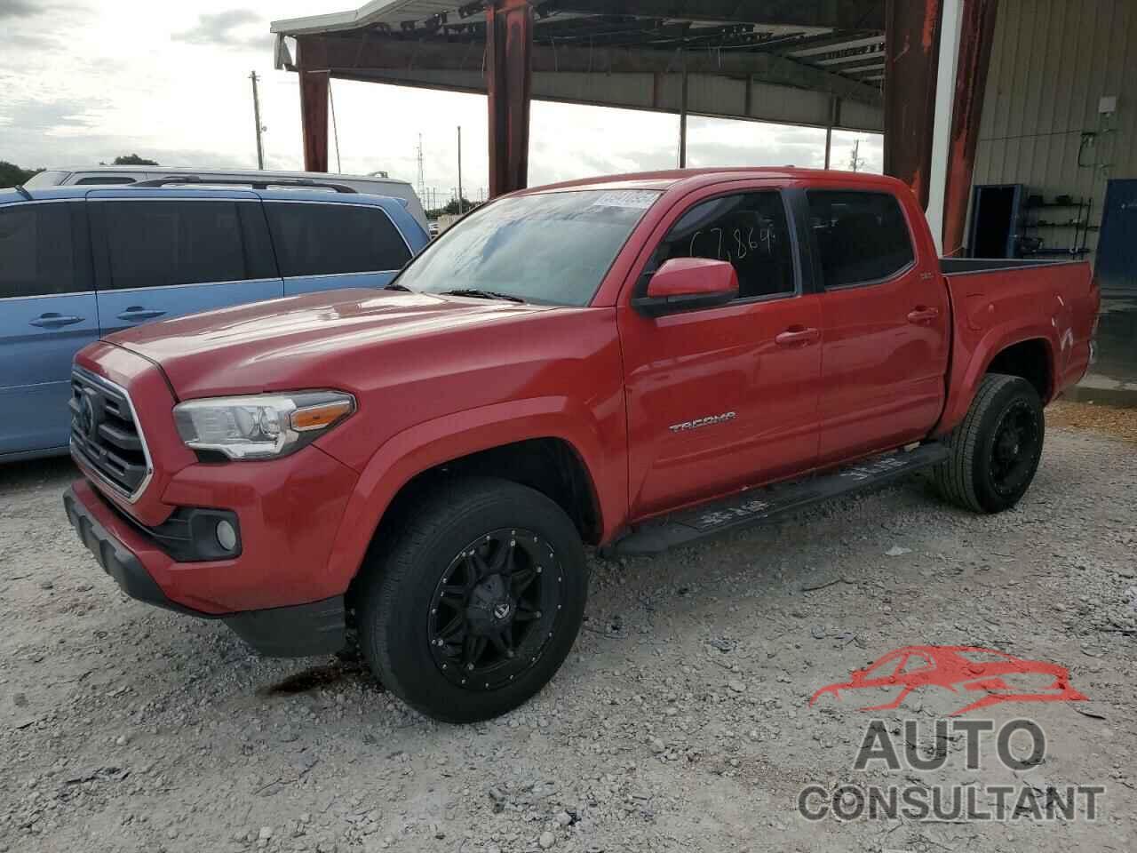 TOYOTA TACOMA 2018 - 5TFAZ5CN7JX056136