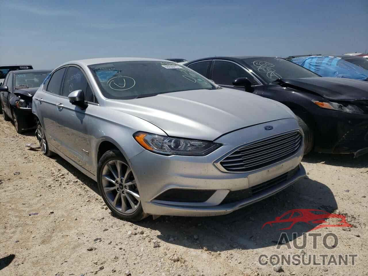 FORD FUSION 2017 - 3FA6P0LU6HR358550