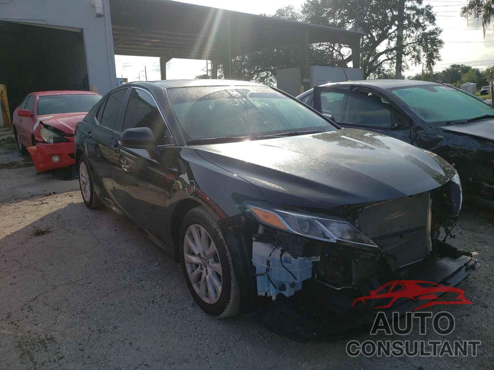 TOYOTA CAMRY 2019 - 4T1B11HK3KU716819