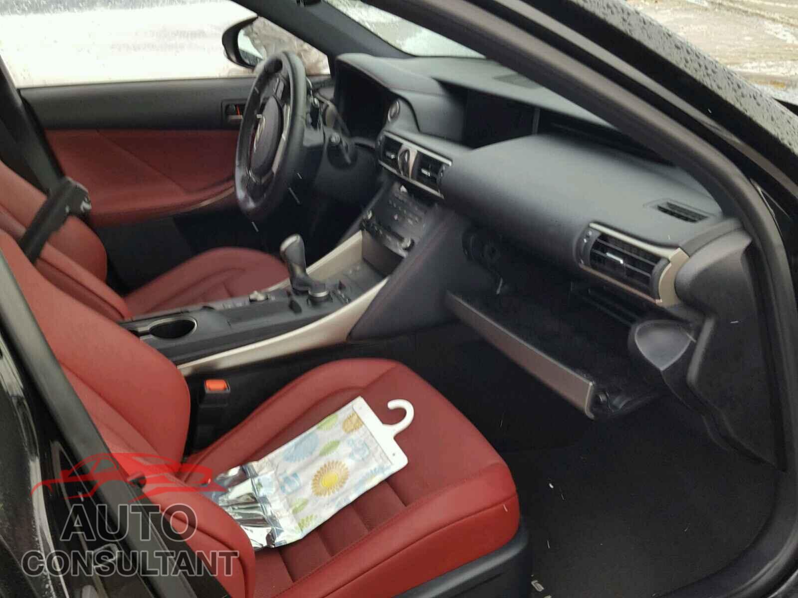 LEXUS IS 2017 - JTHCM1D21H5019995
