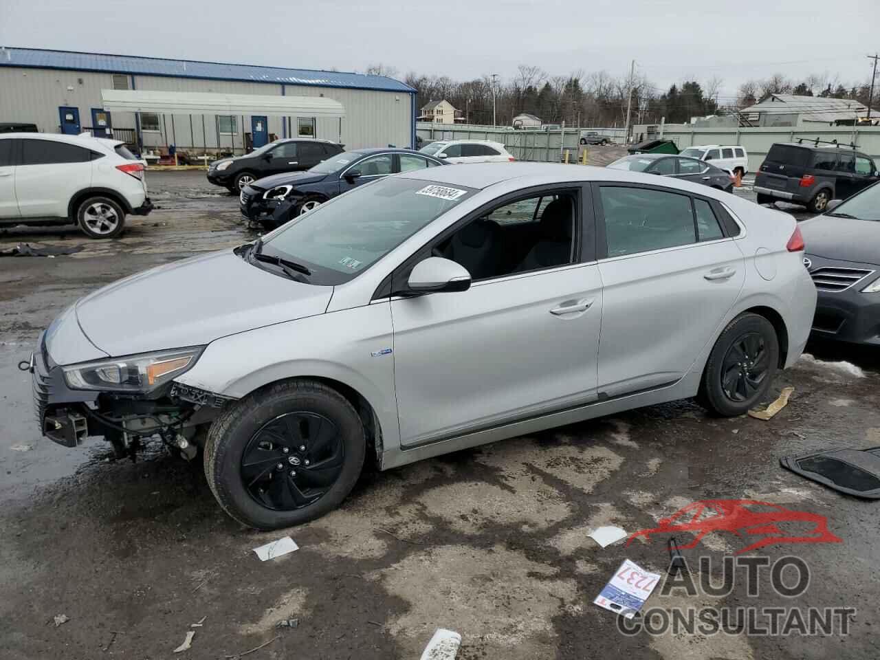 HYUNDAI IONIQ 2017 - KMHC75LC1HU021841