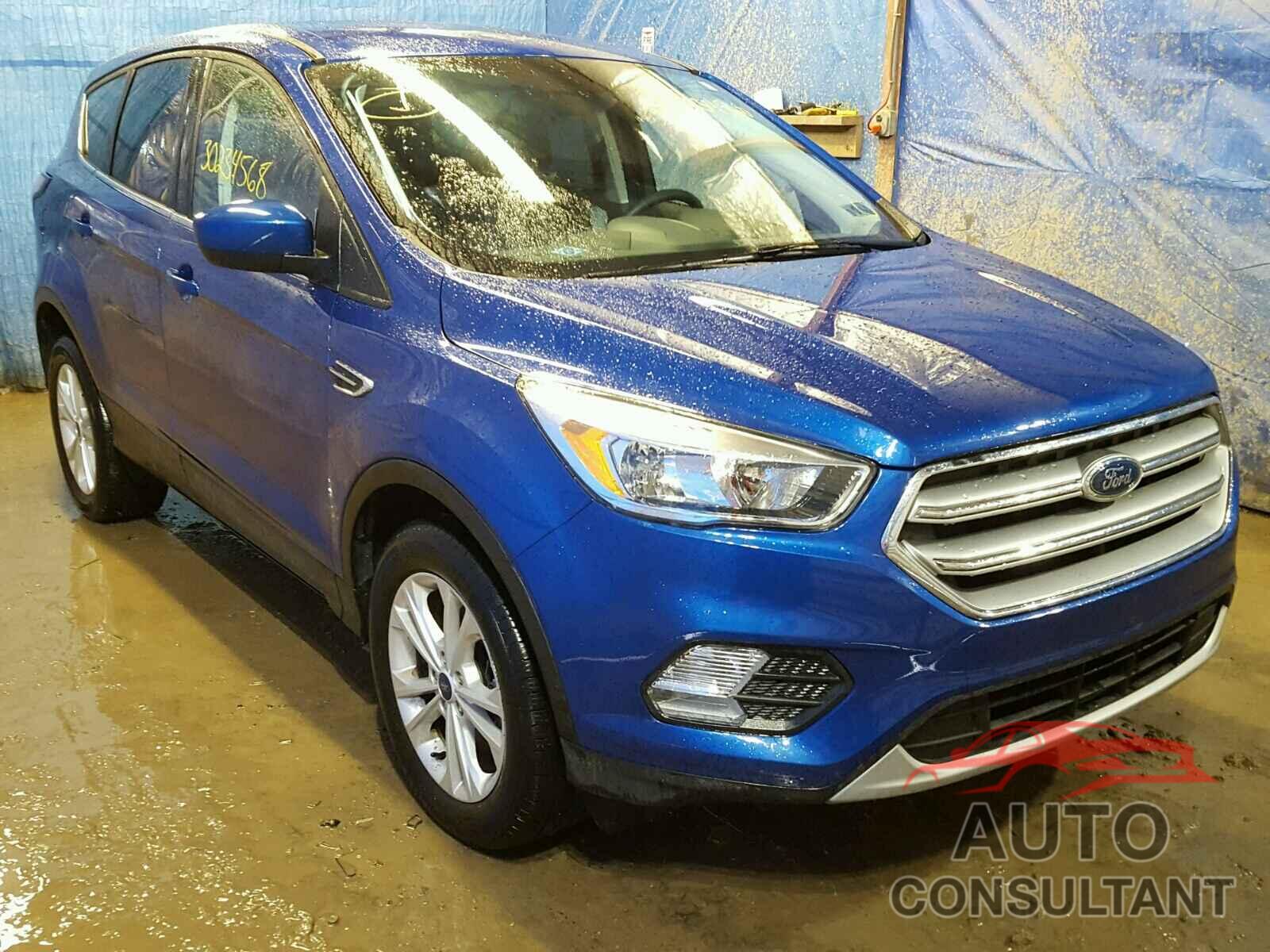 FORD ESCAPE 2017 - 1FMCU9GD3HUE89315