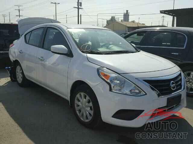 NISSAN VERSA 2017 - 3N1CN7AP4HL833594