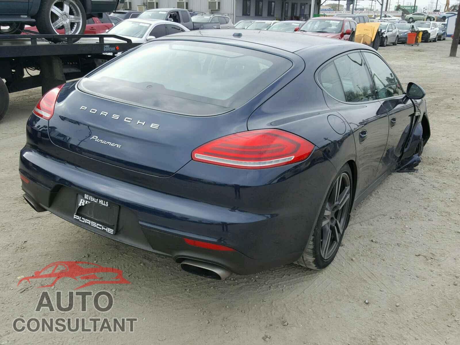 PORSCHE PANAMERA 2015 - WP0AA2A72FL001814