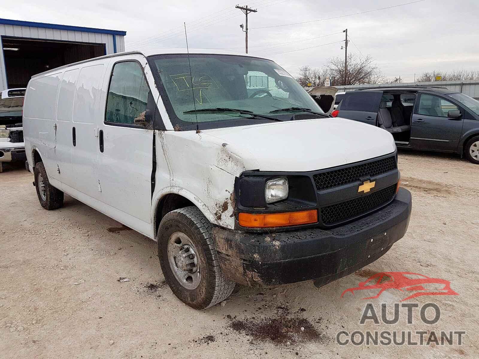 CHEVROLET EXPRESS 2016 - 5YJ3E1EB8JF144431