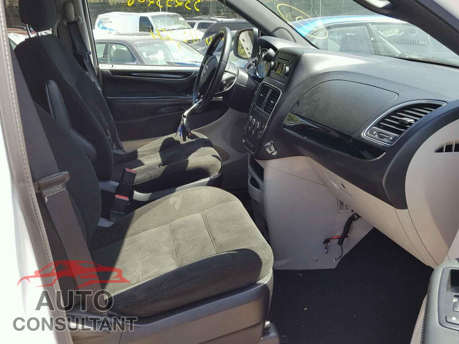DODGE CARAVAN 2015 - 2C4RDGBG0FR671522