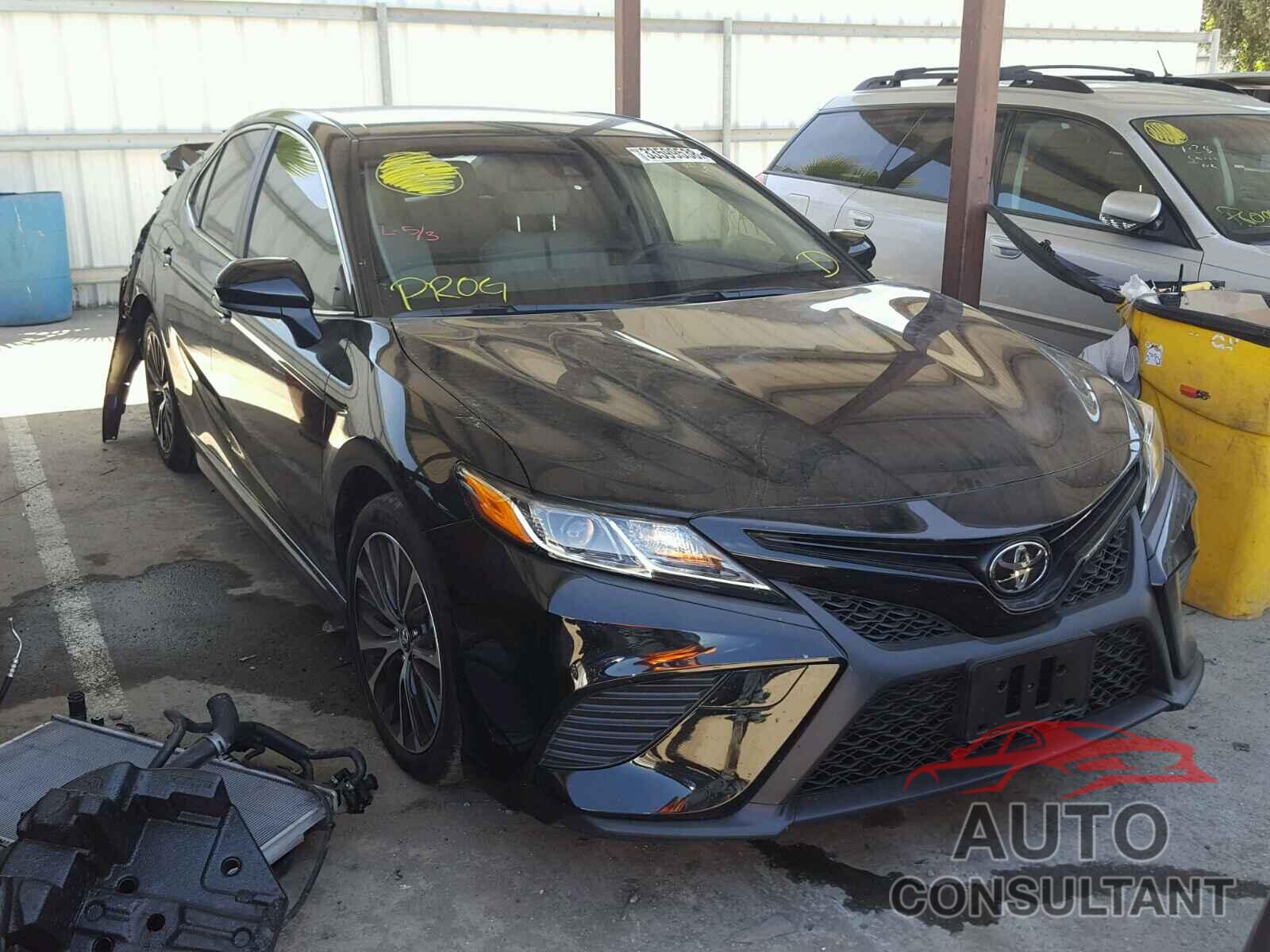TOYOTA CAMRY 2018 - JTNB11HK9J3047007