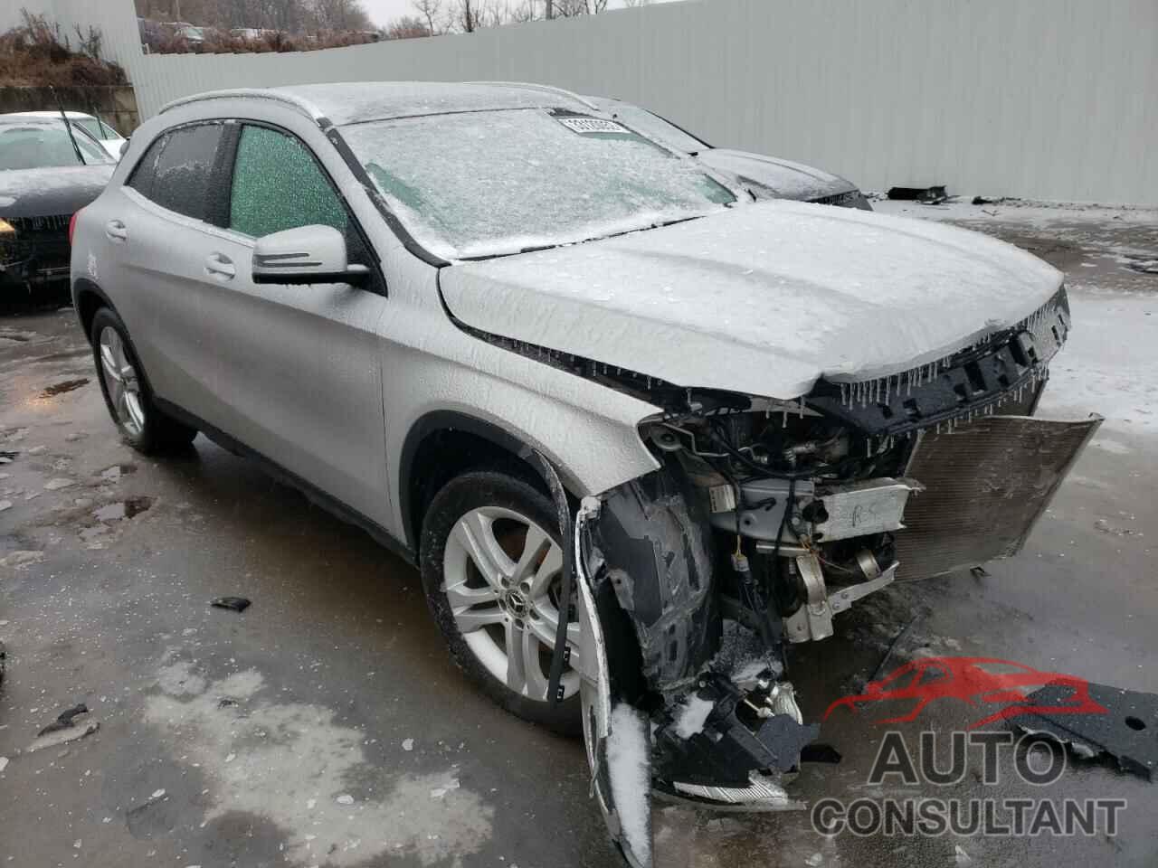 MERCEDES-BENZ GLA-CLASS 2018 - 3N1AB7AP3HY394889