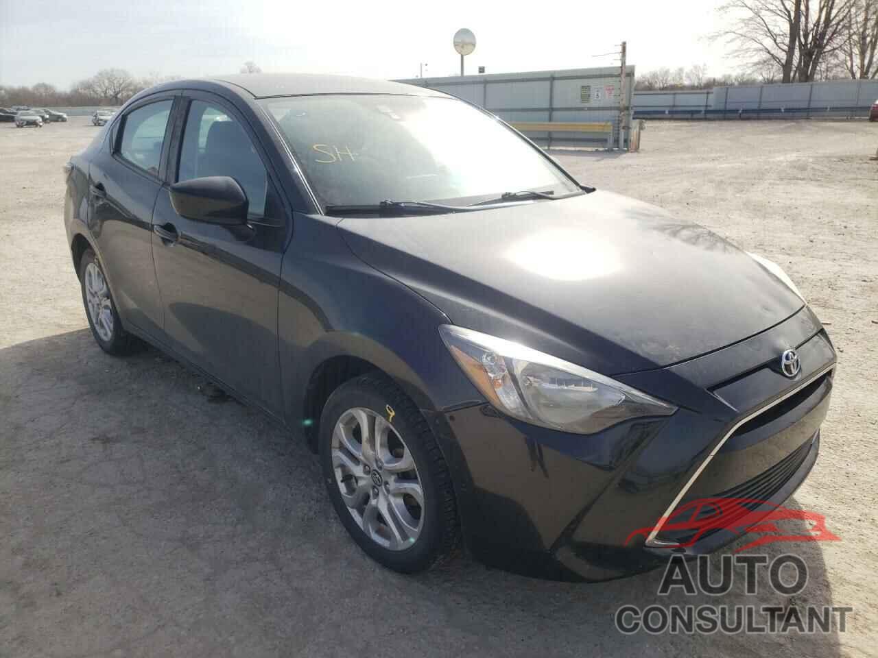 TOYOTA YARIS 2017 - 3MYDLBYV3HY172627