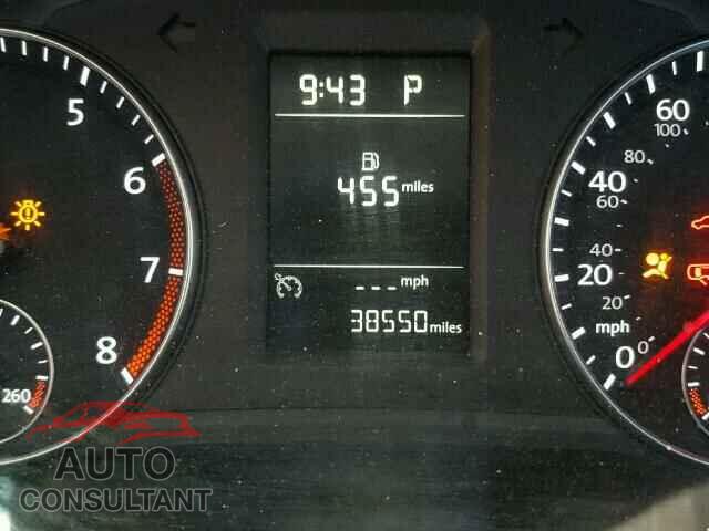 VOLKSWAGEN PASSAT 2015 - 1VWAT7A38FC002001