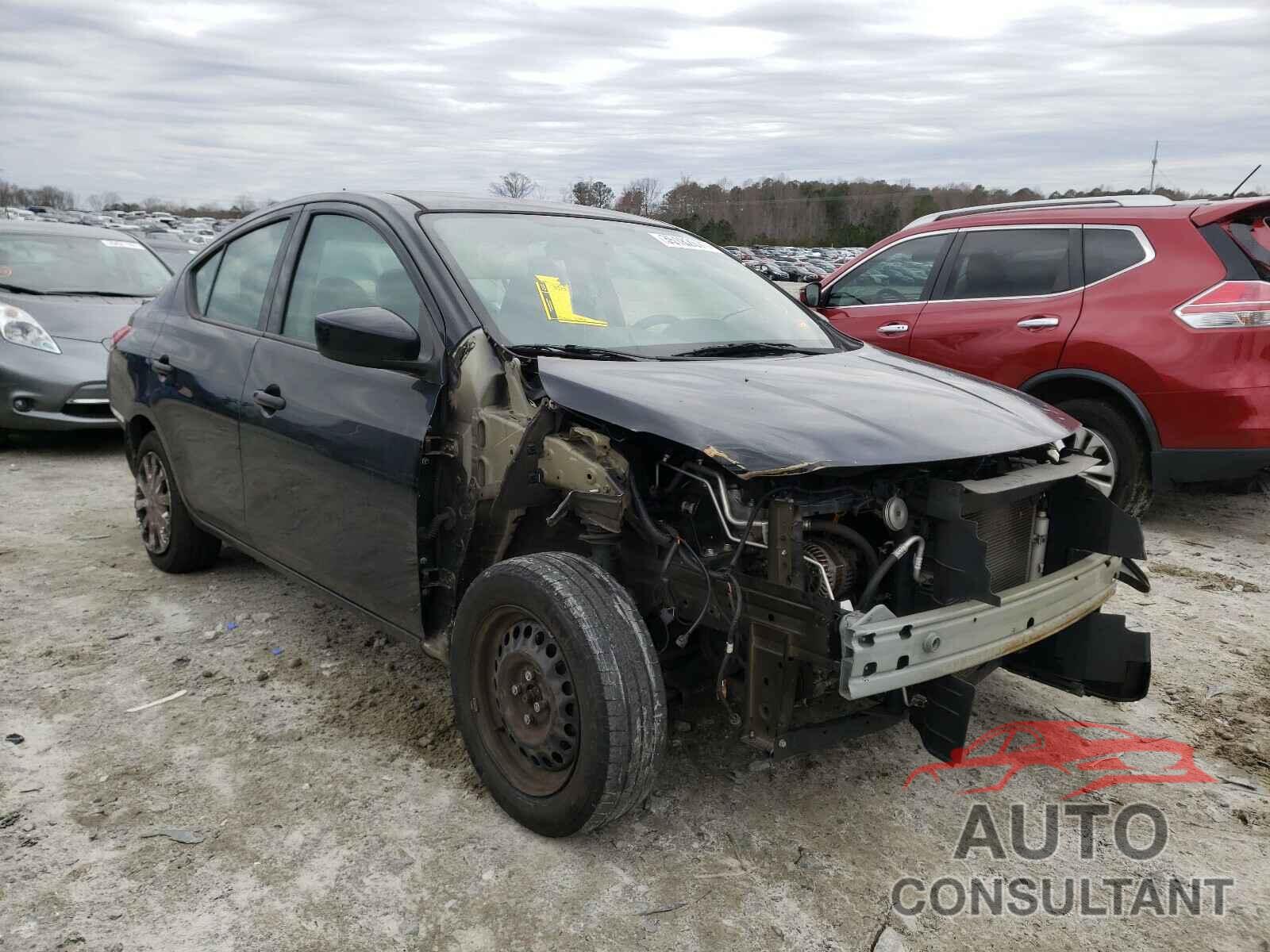 NISSAN VERSA 2017 - 3N1CN7AP5HL820420