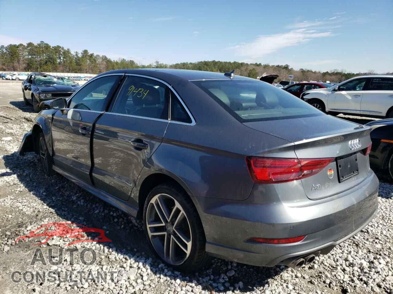 AUDI A3 2017 - WAUGUGFF6H1036687
