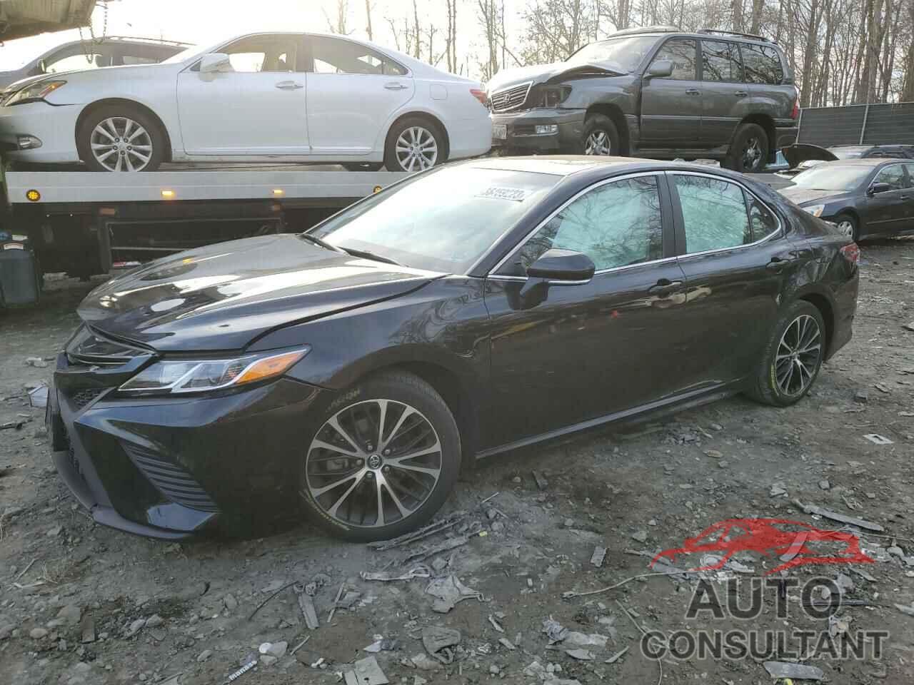 TOYOTA CAMRY 2018 - 4T1B11HKXJU536817