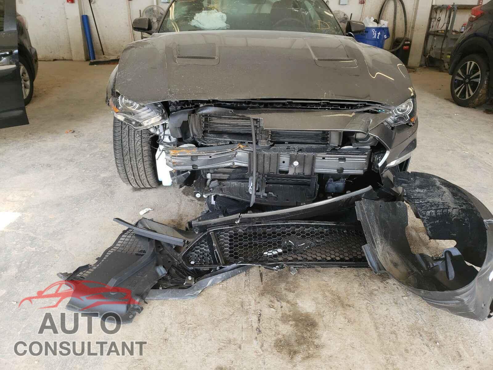 FORD MUSTANG 2020 - 1FA6P8CF4L5182500