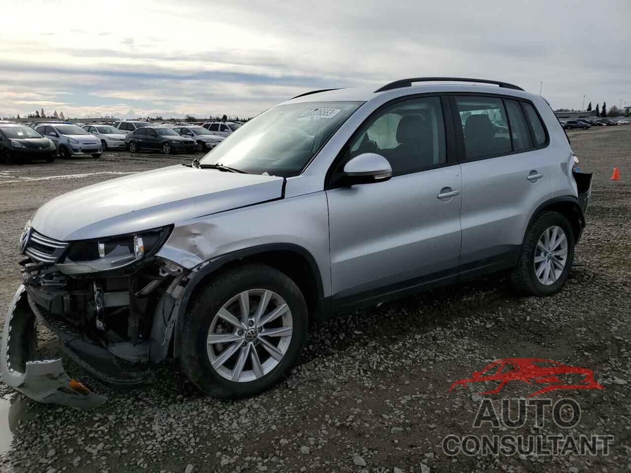 VOLKSWAGEN TIGUAN 2017 - WVGAV7AX1HK044014