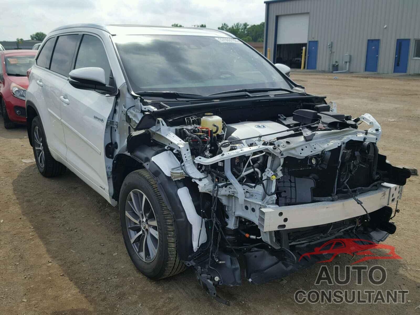 TOYOTA HIGHLANDER 2018 - 5TDJGRFH3JS038550