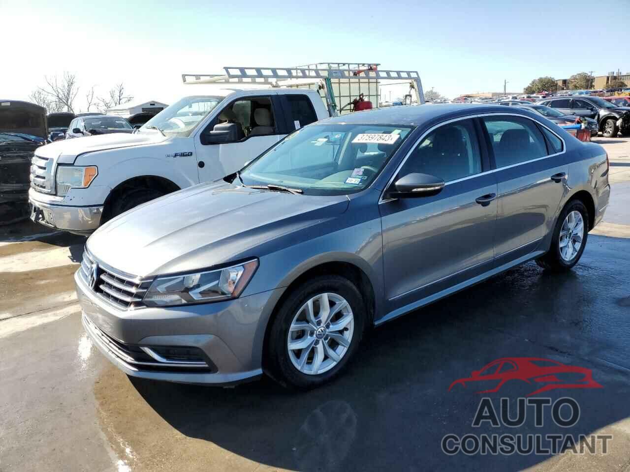 VOLKSWAGEN PASSAT 2016 - 1VWAT7A38GC058053