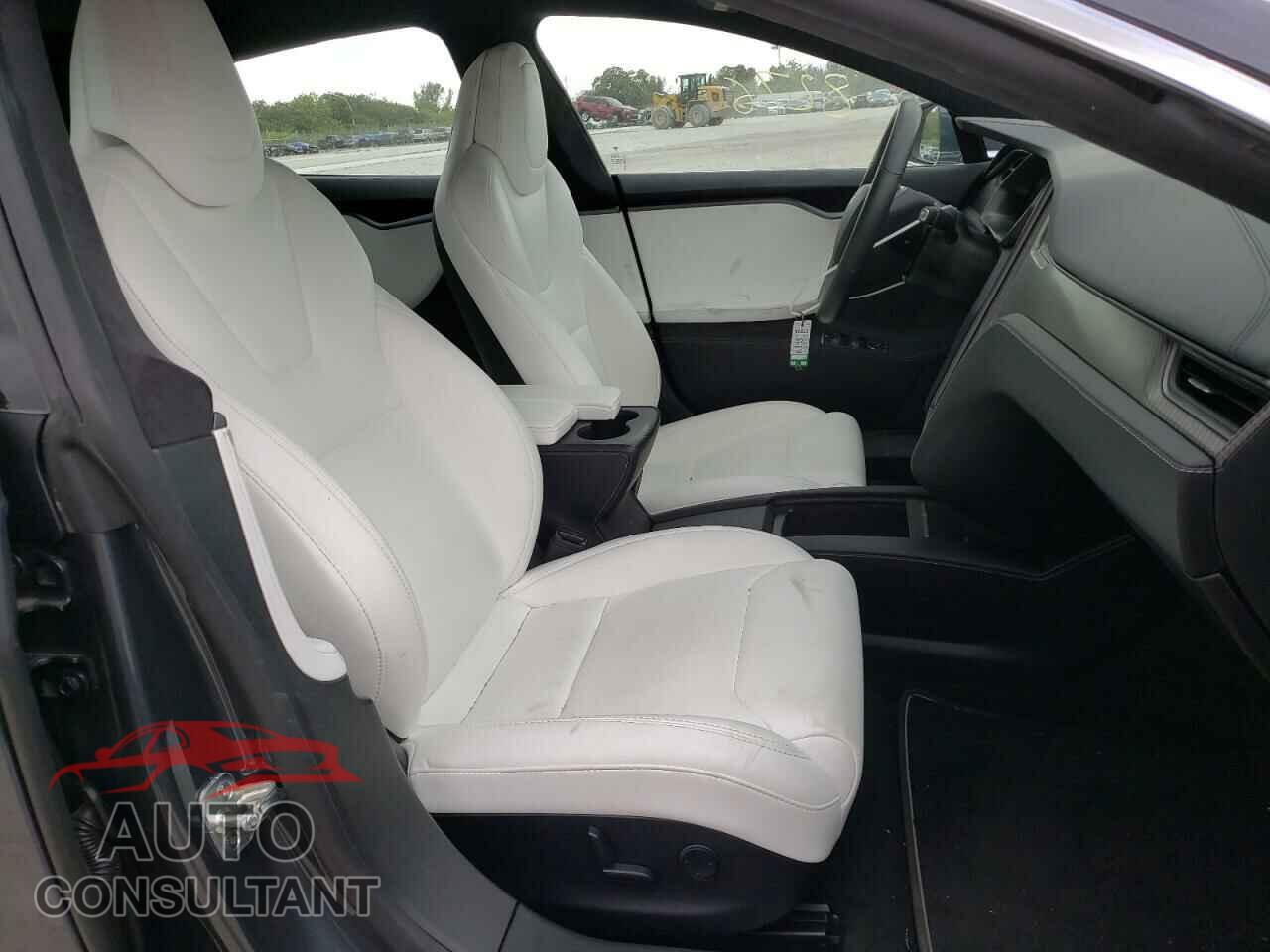 TESLA MODEL S 2020 - 5YJSA1E42LF352834