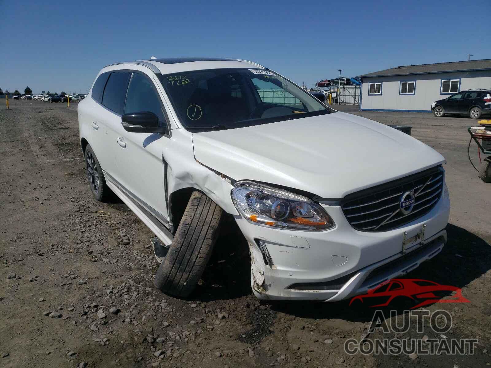 VOLVO XC60 2017 - YV449MRR9H2226082