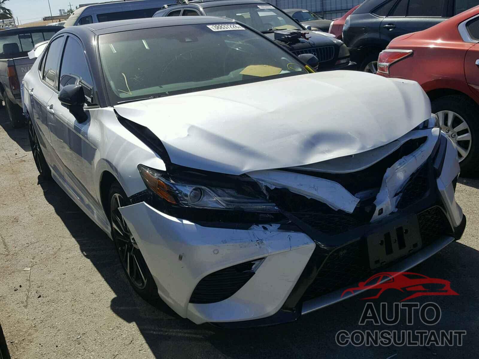 TOYOTA CAMRY 2018 - 4T1BZ1HK4JU001202