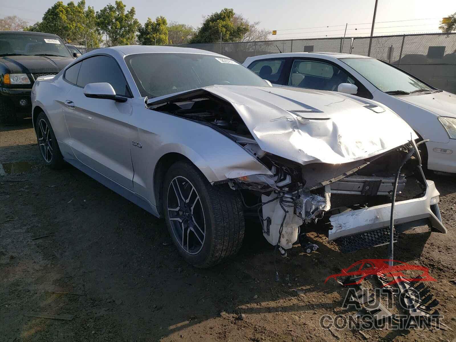 FORD MUSTANG 2018 - 1FA6P8CF6J5156607