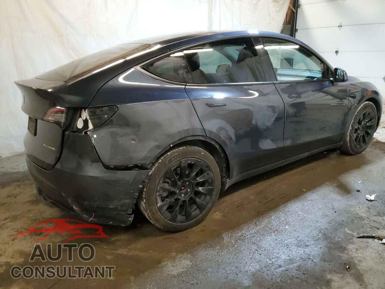 TESLA MODEL Y 2021 - 5YJYGAEE8MF199475