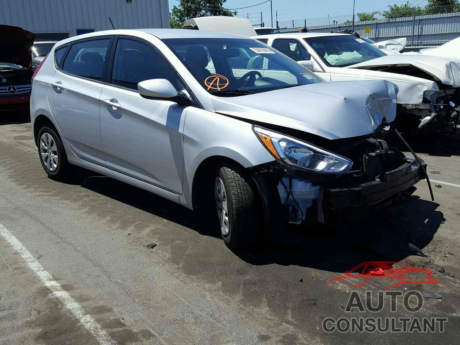 HYUNDAI ACCENT 2016 - KMHCT5AE8GU252041