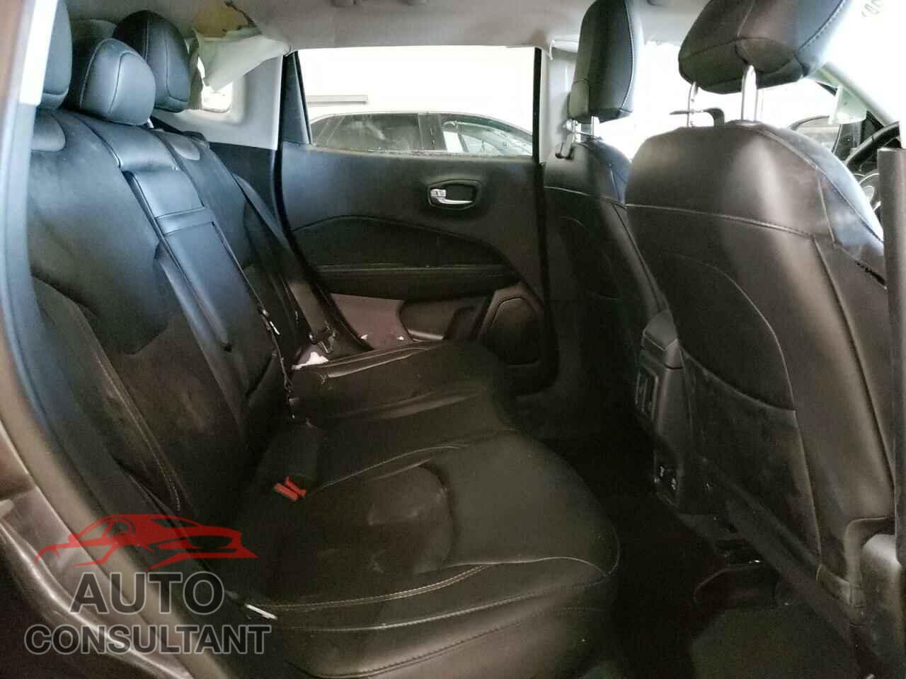 JEEP COMPASS 2018 - 3C4NJDBBXJT113841