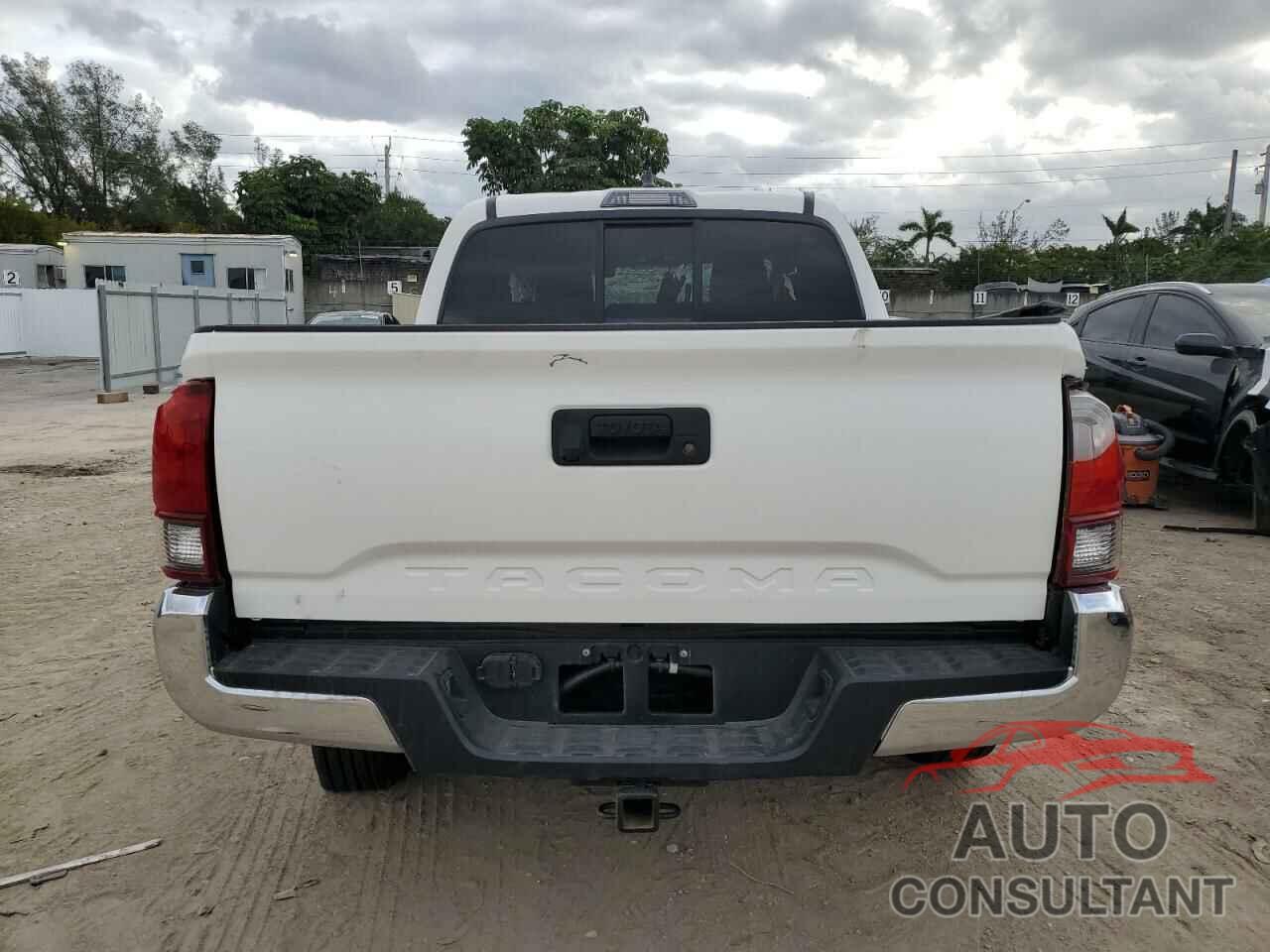 TOYOTA TACOMA 2022 - 3TYAX5GN6NT034127