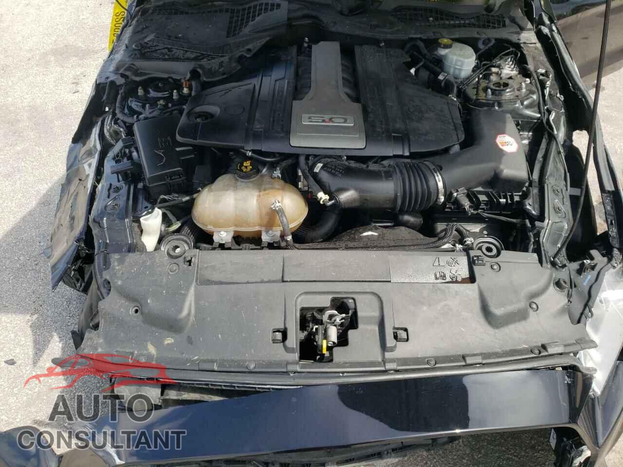 FORD MUSTANG 2018 - 1FA6P8CF9J5162188