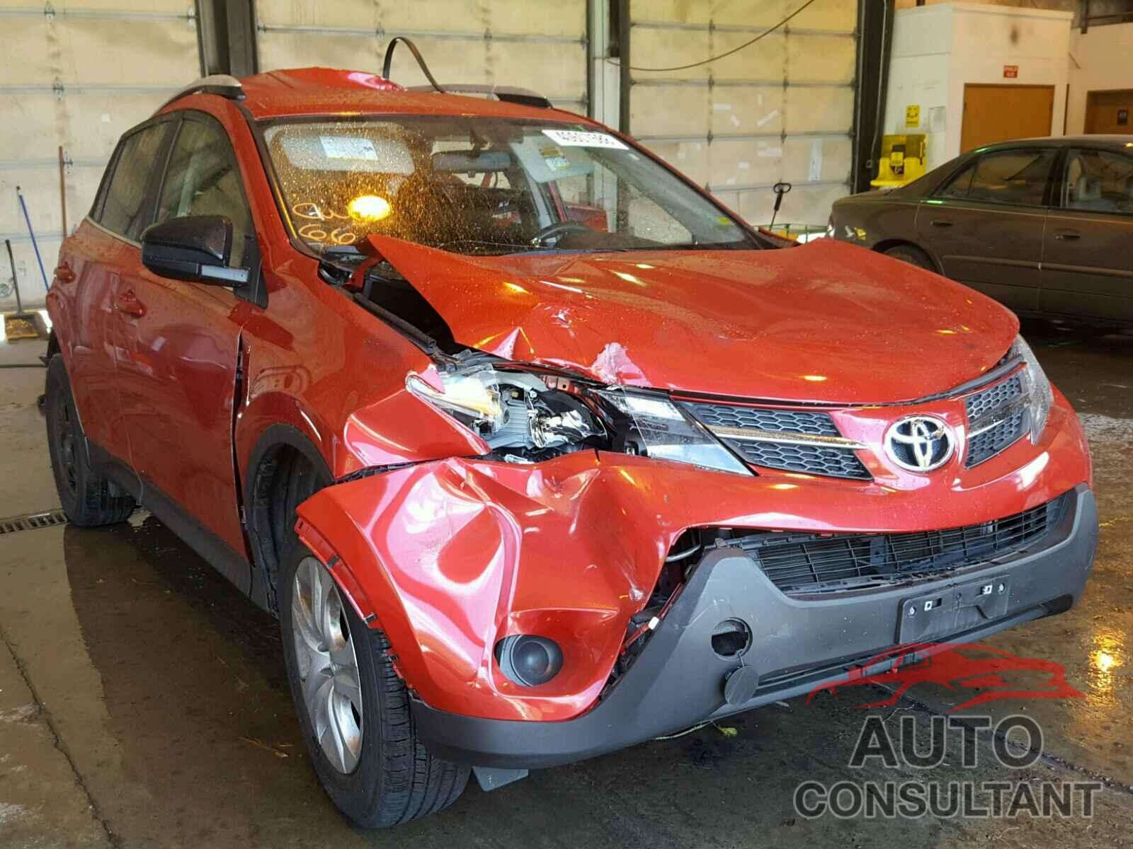 TOYOTA RAV4 LE 2015 - JTMZFREV8FJ030428