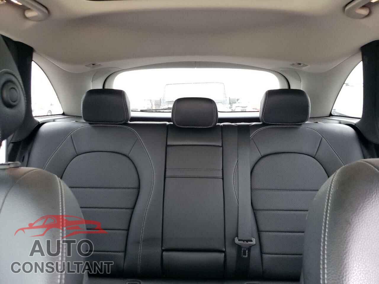 MERCEDES-BENZ GLC-CLASS 2017 - WDC0G4JB9HV013003