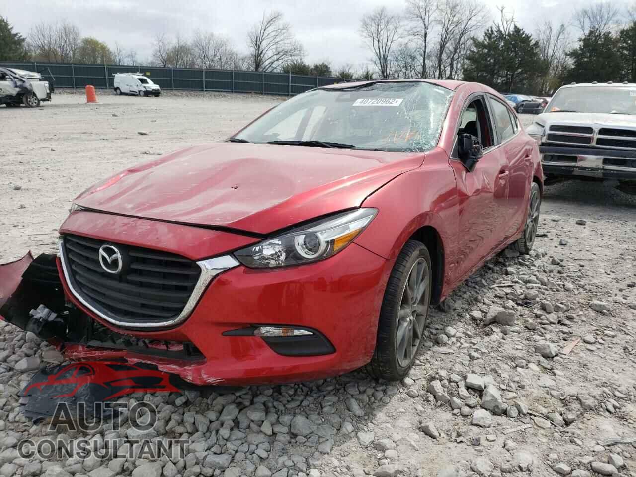 MAZDA 3 2018 - 3MZBN1L3XJM236642