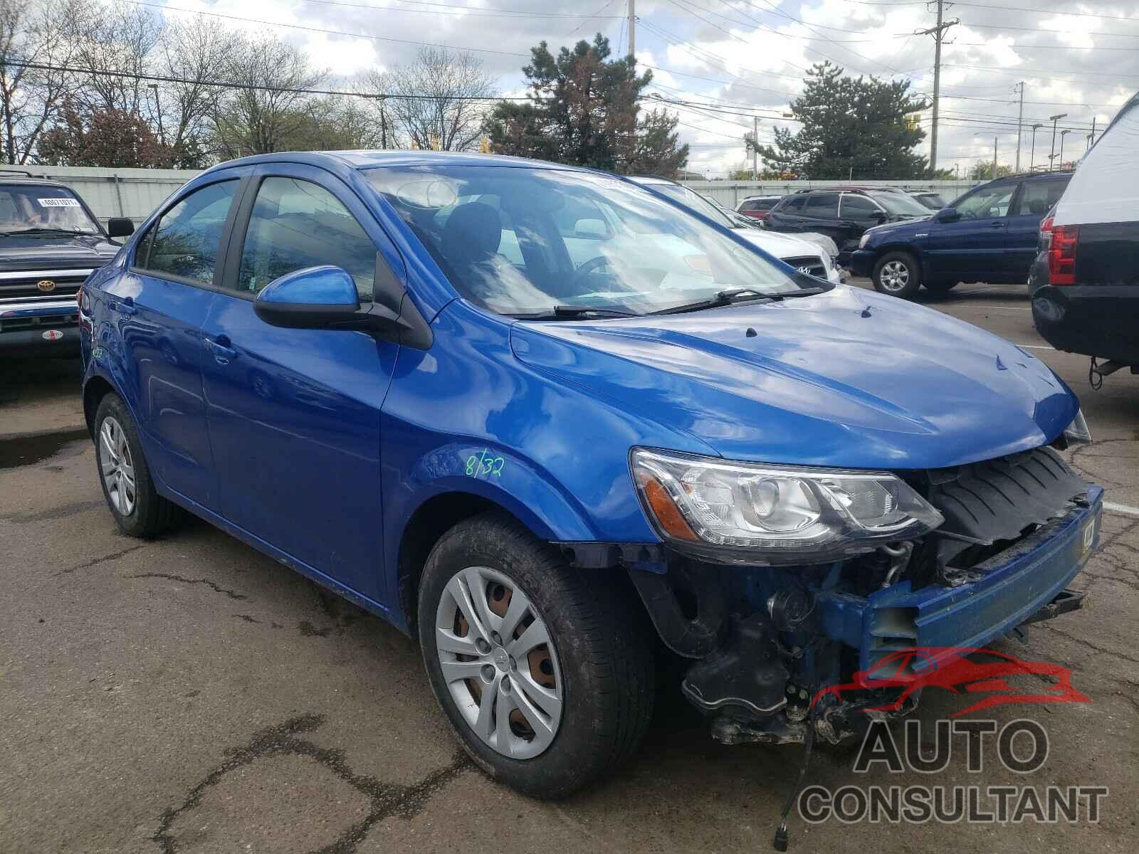 CHEVROLET SONIC 2017 - 1G1JB5SH2H4158545